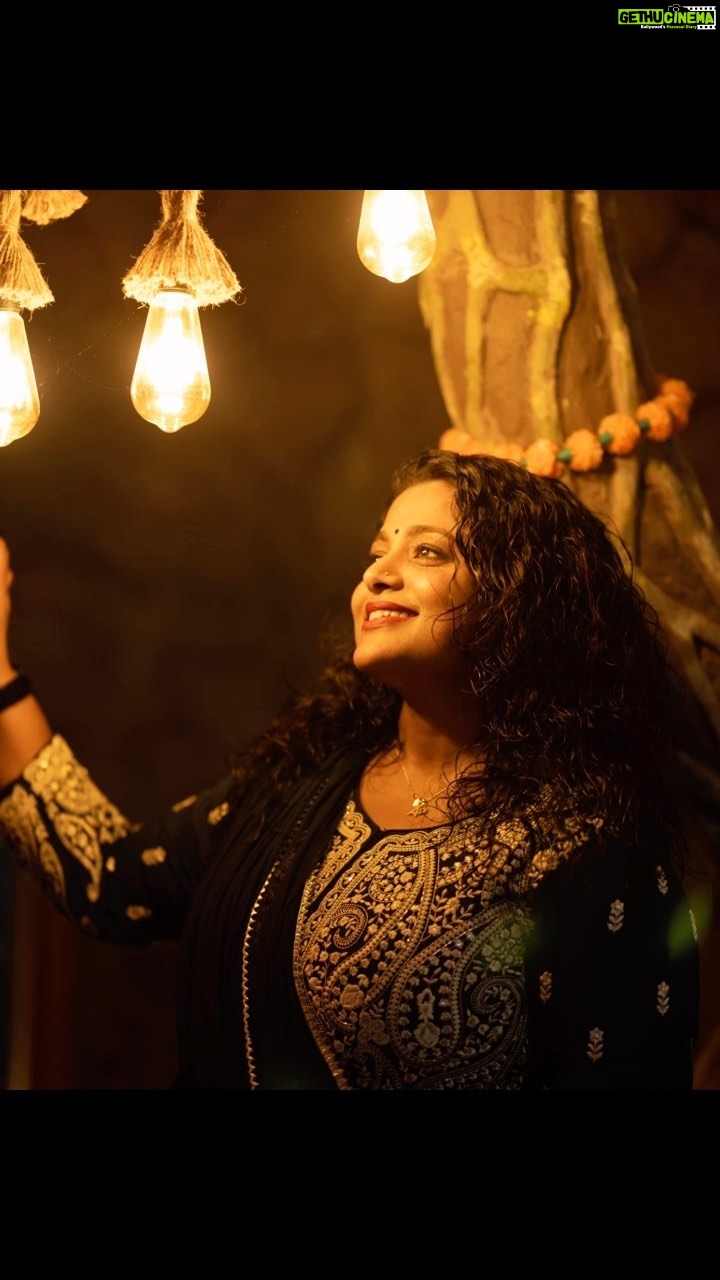 Veena Nair Instagram - Thank you to all the people who wished me happy birthday yesterday and today. I was over the moon, thanks everyone!Love you all❤️❤️❤️. pic courtesy @parakkatnatureresortmunnar Parakkat Nature Resorts