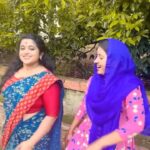 Veena Nair Instagram - ഇനി കുറച്ചു നൃത്തനൃത്യങ്ങൾ ആവാം 😆🤣😛 Sari @mrinalinidesign #locationfun #zeekeralam #wifeisbeautiful #7pm #newproject