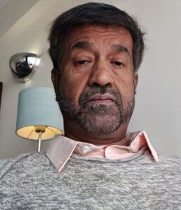 Vennela Kishore Instagram - #ThrowFront 🤪