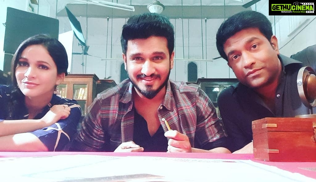 Vennela Kishore Instagram - That usual "nenu asalu frame lo unnana..unna crop chesestharu le" expression of mine when called out for a picππ #Mudra