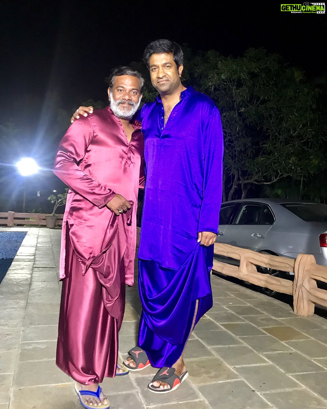 Vennela Kishore Instagram - BackBench Gigglers😝