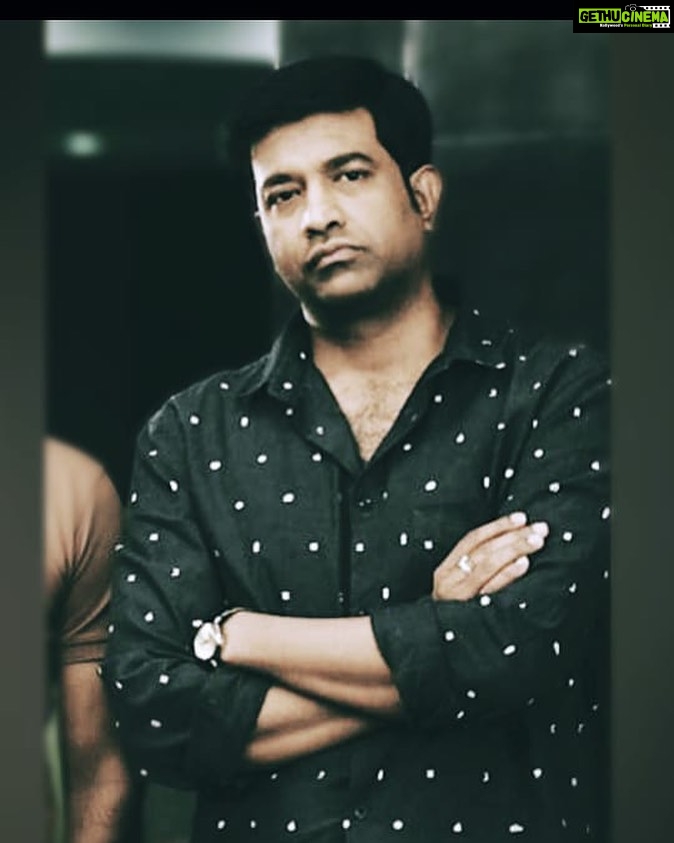 Vennela Kishore Instagram - Burnt Lachha Paratha Filter 🔥😁