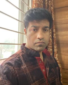 Vennela Kishore Instagram - Just Finished Dark Series and feeling too many glitches in my matrix

#JonasSmileSelfie 
#Nenevarni 😶