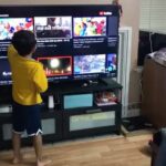 Vennela Kishore Instagram – My nephew practicin to prank his fellow friends that he got a touch screen tv by hiding remote in his hand!! Mind blowing Sync🤩🤣
#PillalraMeeru