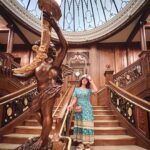 Vidhya Instagram - At the largest Titanic museum in the world which has over 400 personal and private artifacts from the Titanic which sank in the year 1912🛳 Titanic Museum, Pigeon Forge, Tennessee