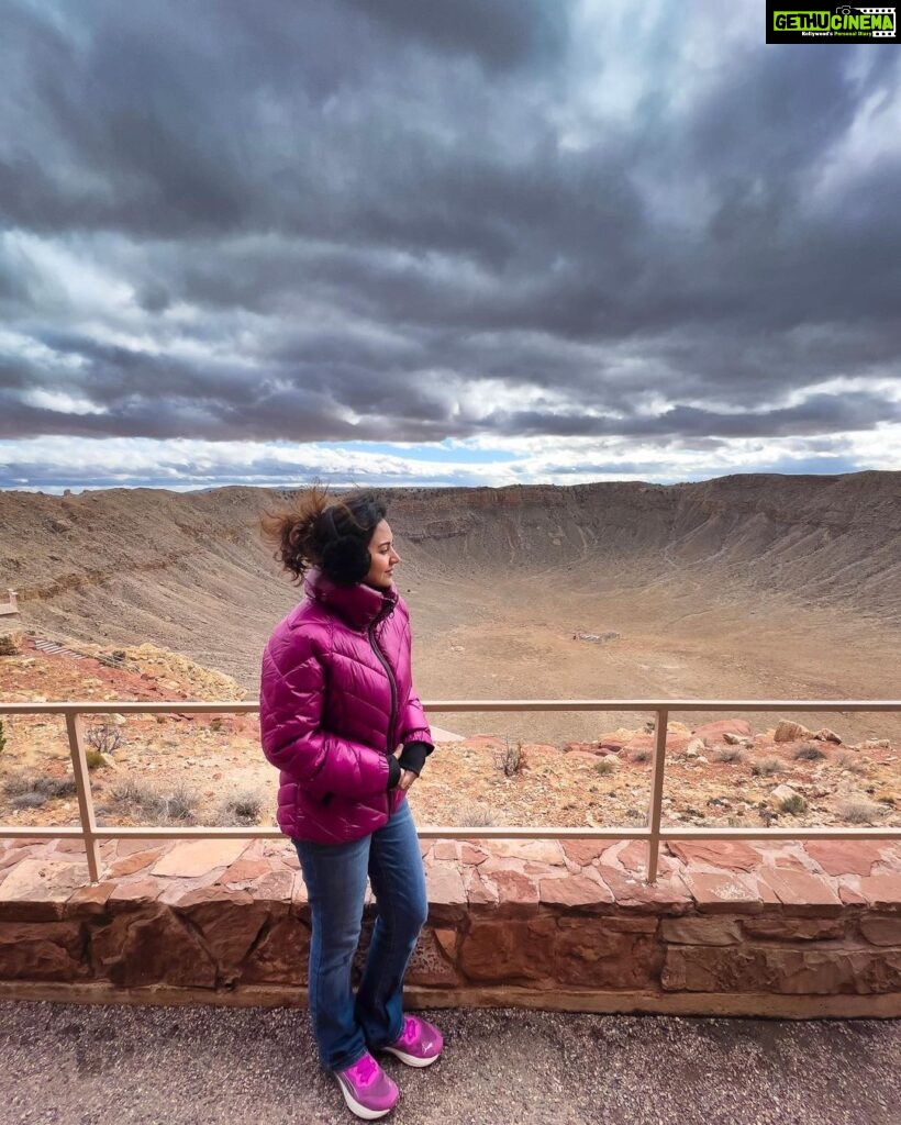 Vidhya Instagram - Best-preserved meteorite crater on Earth🙂 It is 50,000 years old and about 3,900 ft (1,200 m) in diameter, some 560 ft (170 m) deep, and is surrounded by a rim that rises 148 ft (45 m) above the surrounding plains. Meteor Crater Natural Landmark