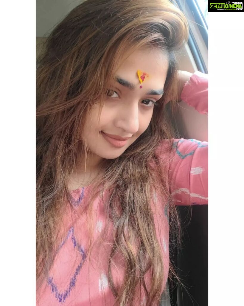 Vidhya Mohan Instagram - ❤️❤️ #love #instagood #fashion #photooftheday #beautiful #art #photography #happy #picoftheday #cute #follow #tbt #followme #nature #like4like #travel #instagram #style #repost #summer #instadaily #selfie #me #friends #fitness #girl #food #fun