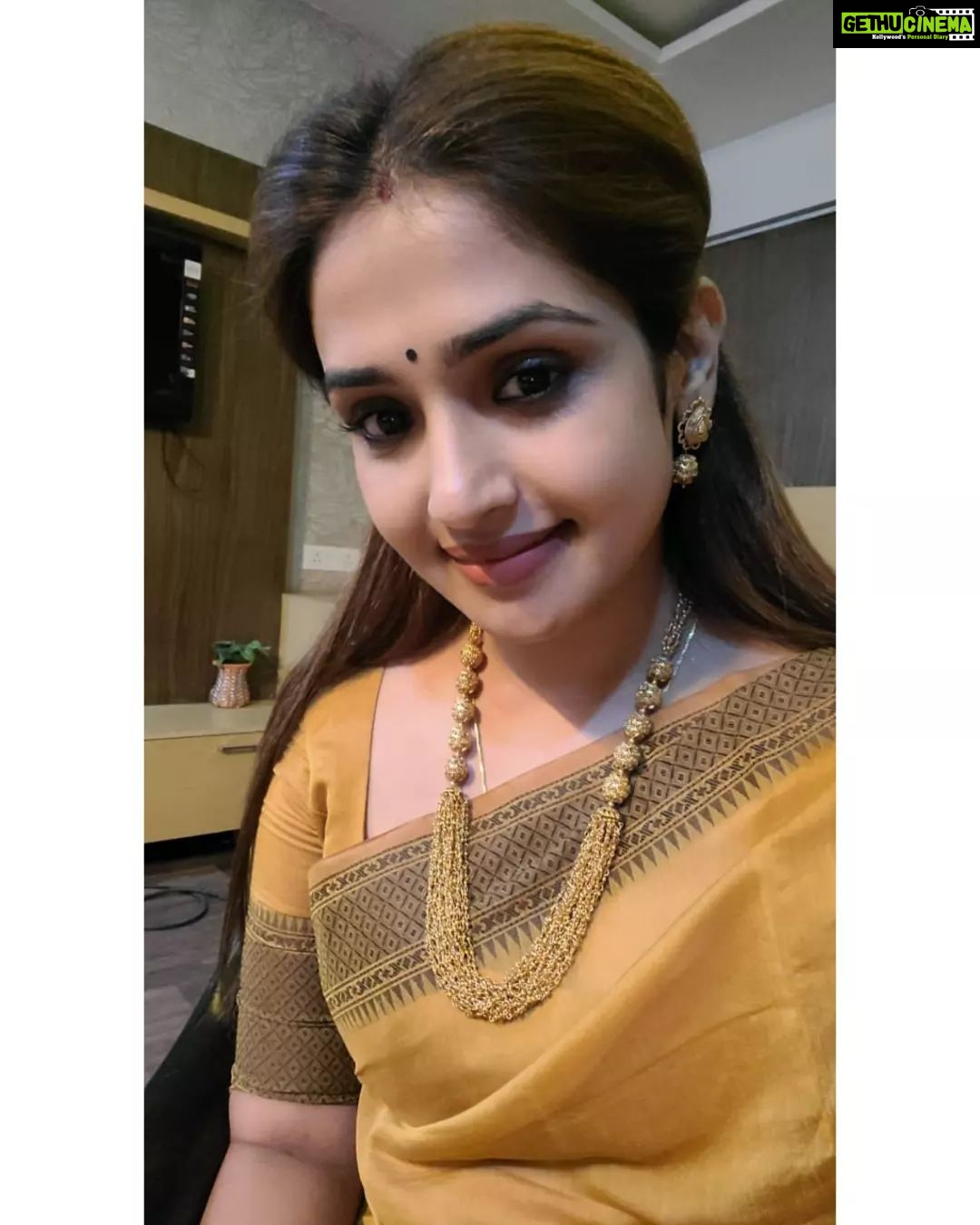 Vidhya Mohan Instagram - #love #instagood #fashion #photooftheday #beautiful #art #photography #happy #picoftheday #cute #follow #tbt #followme #nature #like4like #travel #instagram #style #repost #summer #instadaily #selfie #me #friends #fitness #girl #food #vidyavinumohan❤