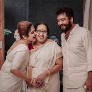 Vidhya Mohan Instagram - Mother's  love  is  the  most  unconditional  and  the purest  form of love ❤️ 😘😘😘😘😘😘😘😘😘😘😘😘😘😘