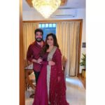 Vidhya Mohan Instagram - ❤️❤️ Costumer: @rehanabasheerofficial Makeup: @sreshtamakeup #day #me #viral #vidyavinumohan❤ #picoftheday #xmas #red #saree #keralagram #keralasaree #mallu #movie
