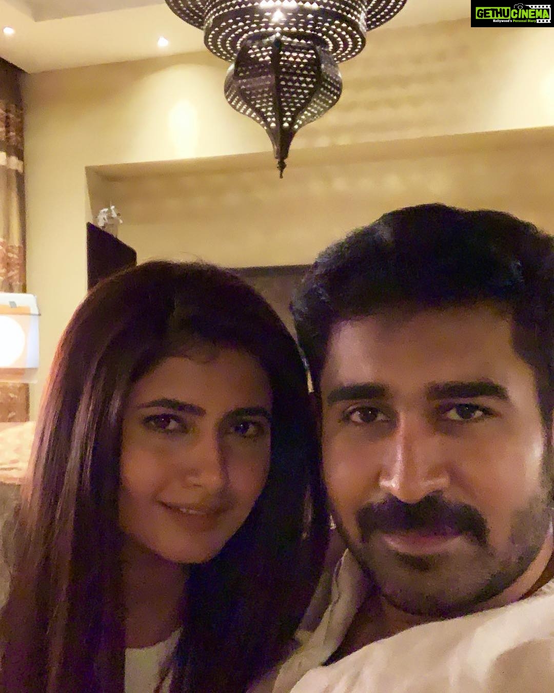 Vijay Antony Instagram - Shoot in progress!! #kolaigaran #songshoot