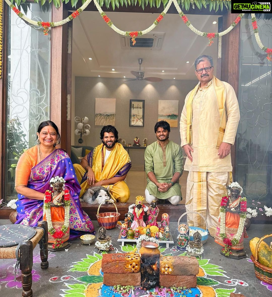 Vijay Deverakonda - 2.7 Million Likes - Happy Sankranti ❤️