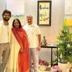 Vijay Deverakonda Instagram – Mummy just needs a reason to decorate the house and celebrate 🥰

Happy Christmas my loves ❤️