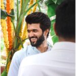 Vijay Deverakonda Instagram - 12. @gowtamnaidu @sreeleela14 @anirudhofficial @nagavamsi19 #SaiSoujanya @navinnooli @girishgangadharan @sitharaentertainments @Fortune4Cinemas #SrikaraStudios