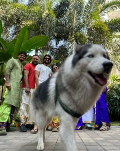 Vijay Deverakonda Instagram - Telugu boys wishing you all a Happy Sankranti 😘❤️