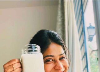 Vijayalakshmi Instagram - Favourite after work out smoothie! Banana Nuts Dates Whey protein Unsweetened almond milk! #thebest