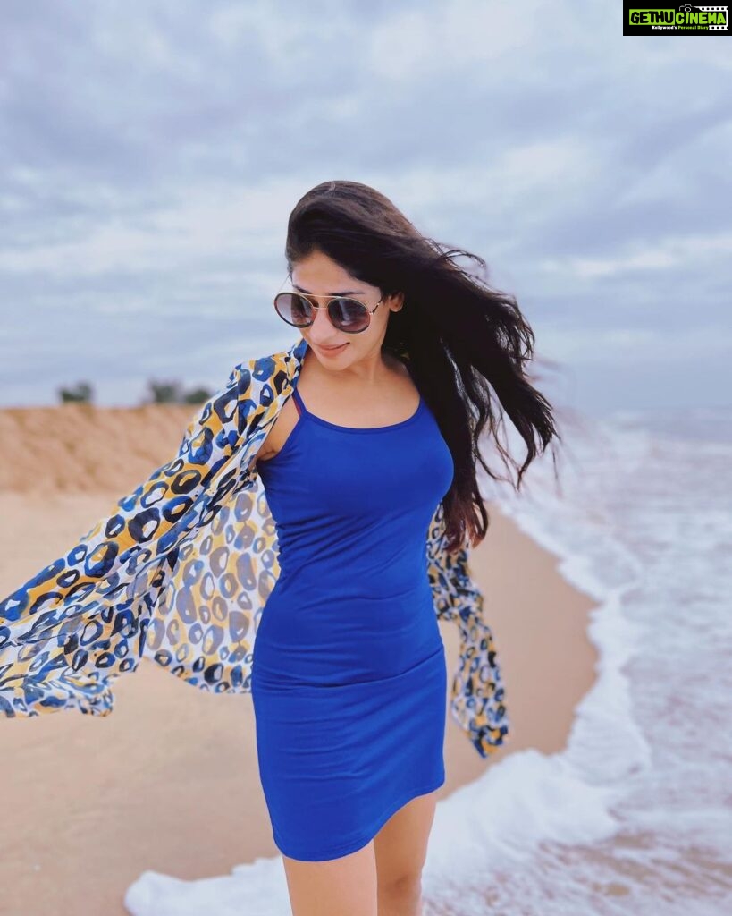 Vijayalakshmi Instagram - An oceanholic 🌊♥️
