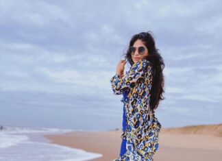 Vijayalakshmi Instagram - An oceanholic 🌊♥️