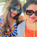 Vijayalakshmi Instagram - Just another day in my office P.c refer to 3rd pic. @gayattrimanohar