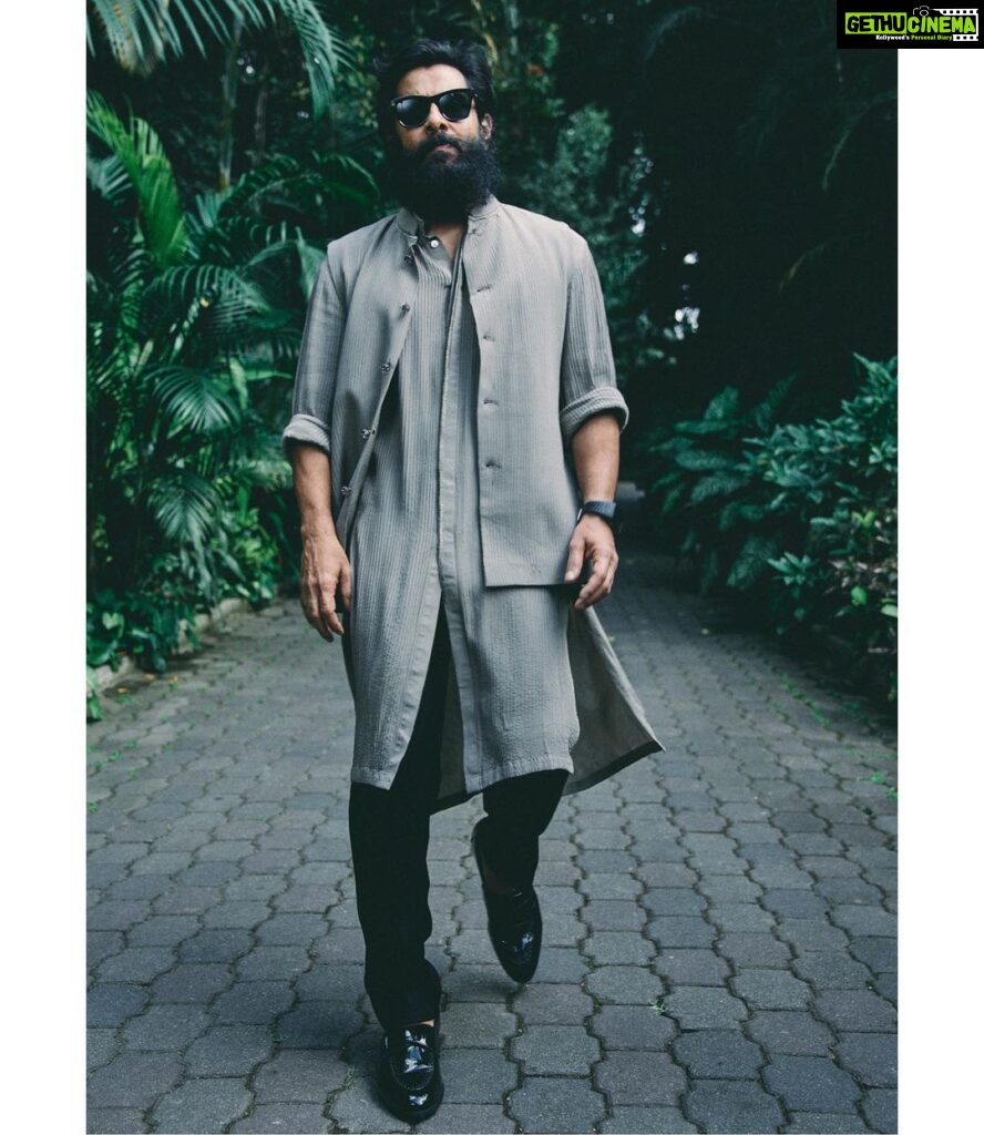Vikram Instagram - Grey Matters. #ponniyinselvan