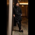 Vikram Instagram – Black is my addiction. #PonniyinSelvan