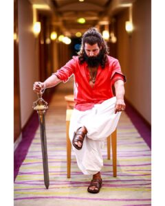 Vikram Instagram - Red & White. Not quite ready to fight. #adithakarikalan #ps2