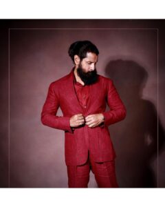 Vikram Instagram - Love & Red can’t be hid. #adithakarikalan #ps2
