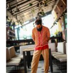 Vikram Instagram - #ps2 tour. Hyderabad vosthae vuntunnaanu. 🤩 @shravyavarma @teerathdoshi