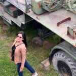 Vimala Raman Instagram – Art of camouflage 🤎💚😎
.
.
.
#camouflage #hungary #budapest #colors #history #army #love #raw #spring #travel #travelgram #europe #telugucinema #tamilcinema #actor #actress #vimalaraman