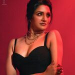 Vimala Raman Instagram – @vimraman 🔥 Shot by @prachuprashanth ✨
..
..
Styled by Thoorigaikabilan ✨
..
..
Makeup @makeupibrahim ✨
..
..
Hair @hairstylists_vijayaraghavan ✨
..
..
Shot at @vybn_studio ✨
..
..
#chennaifashion #chennaimodel #she  #detail #gameoftones #  #portraits #faceshots #prachuprashanth #prashunprashanth #prashunprashanthsridhar #chennaifashion #chennaimodel #she #experimentalfashion #pastels #tones #gameoftones #prashunprashanthsridhar #prashunprashanth #chennaifashionphotographer #chennaifashionphotography #chennaicommercialphotographer Chennai, India