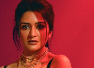 Vimala Raman Instagram - @vimraman 🔥 Shot by @prachuprashanth ✨ .. .. Styled by Thoorigaikabilan ✨ .. .. Makeup @makeupibrahim ✨ .. .. Hair @hairstylists_vijayaraghavan ✨ .. .. Shot at @vybn_studio ✨ .. .. #chennaifashion #chennaimodel #she #detail #gameoftones # #portraits #faceshots #prachuprashanth #prashunprashanth #prashunprashanthsridhar #chennaifashion #chennaimodel #she #experimentalfashion #pastels #tones #gameoftones #prashunprashanthsridhar #prashunprashanth #chennaifashionphotographer #chennaifashionphotography #chennaicommercialphotographer Chennai, India