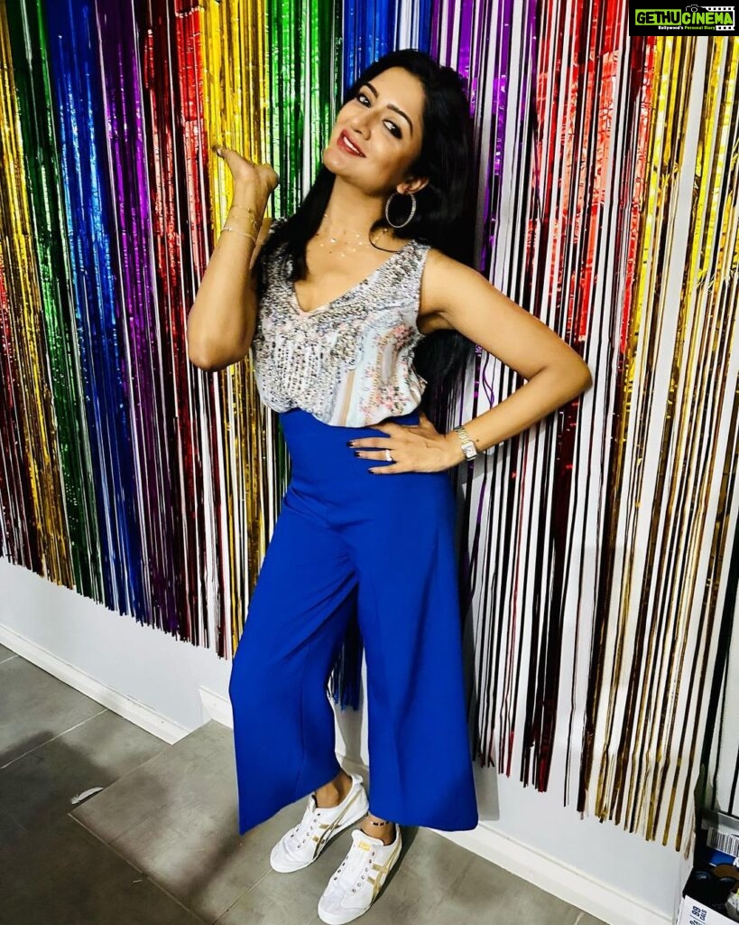 Vimala Raman Instagram - 🌈 Live a colourful life 🌈 . . . #color #colour #colourful #soul #rainbow #beyourself #befree #pride #australia #sydney #aussie #acceptance #fashion #actor #actress #vimalaraman Sydney, Australia