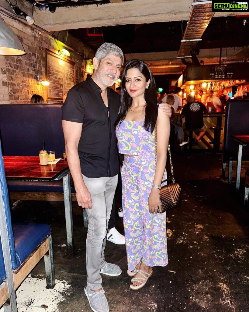 Vimala Raman Instagram - Look who is in my home town ! The one and only Jagssss @iamjaggubhai_ 😎❤️🫶🏽 one of my dearest friend and costar of four films…with our latest coming out soon #rudrangi . . #sydney #australia #costar #buddy #friendslikefamily #gayam2 #chattam #omnamovenkatesaya #rudrangimovie #telugu #tollywood #actorslife #actor #actress #jagapathibabu #vimalaraman #lifeisbeautiful Sydney, Australia