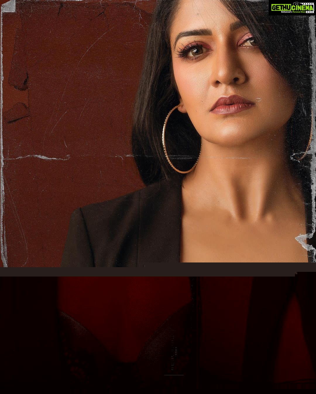 Vimala Raman Instagram - Look #2 with @vimraman π₯ Shot by @prachuprashanth β¨ .. .. Styled by Thoorigaikabilan β¨ .. .. Makeup @makeupibrahim β¨ .. .. Hair @hairstylists_vijayaraghavan β¨ .. .. Shot at @vybn_studio β¨ .. .. #chennaifashion #chennaimodel #she #detail #gameoftones # #portraits #faceshots #prachuprashanth #prashunprashanth #prashunprashanthsridhar #chennaifashion #chennaimodel #she #experimentalfashion #pastels #tones #gameoftones #prashunprashanthsridhar #prashunprashanth #chennaifashionphotographer #chennaifashionphotography #chennaicommercialphotographer Chennai, India