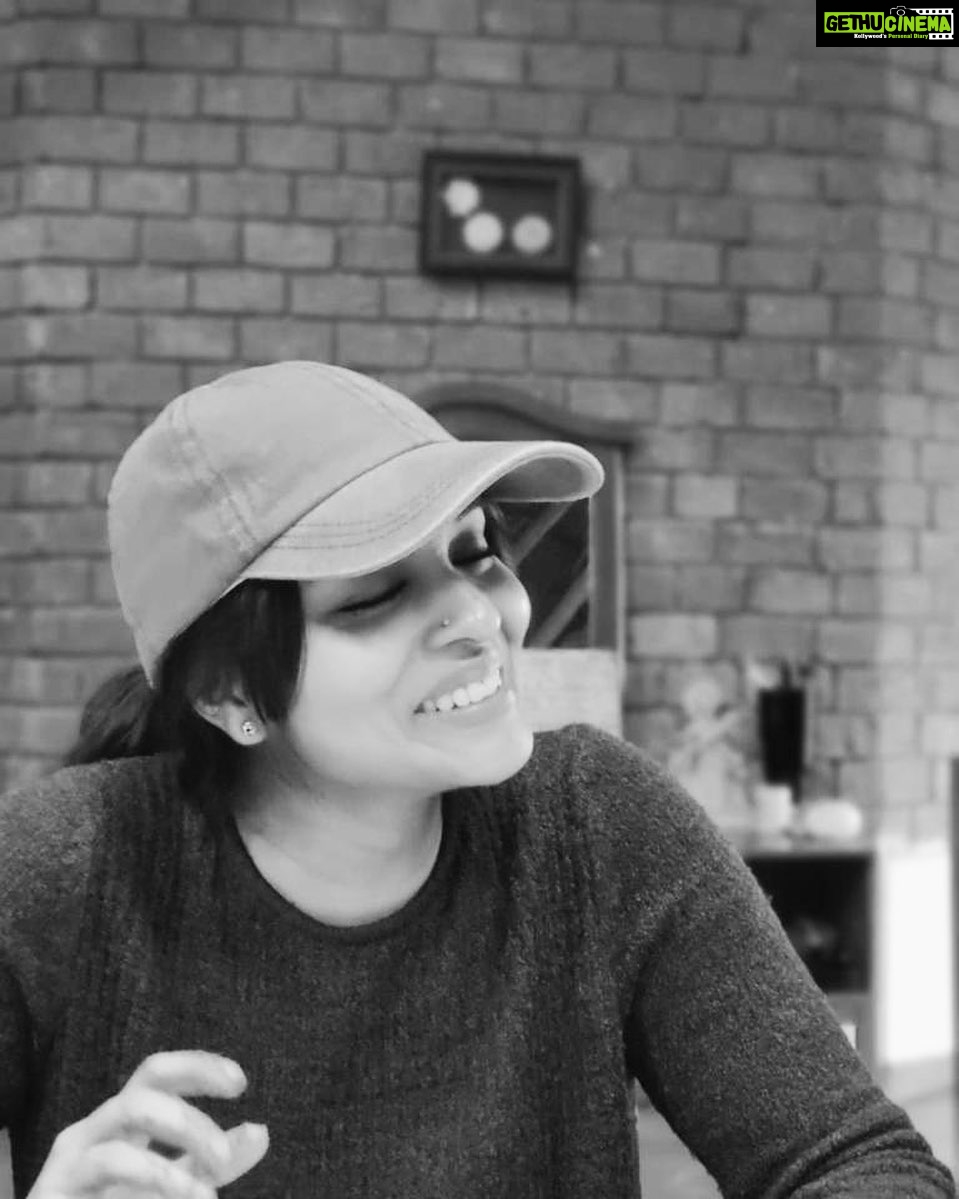 Vinitha Koshy Instagram - Thank you all for the birthday wishes ❣️🤗 It was just an ordinary day spent in an extraordinary way 💫 #nocelebrationsjustgrateful 💫