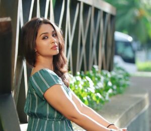 Vinitha Koshy Instagram - Getting to know yourself on a deeper level will help you thrive 💚