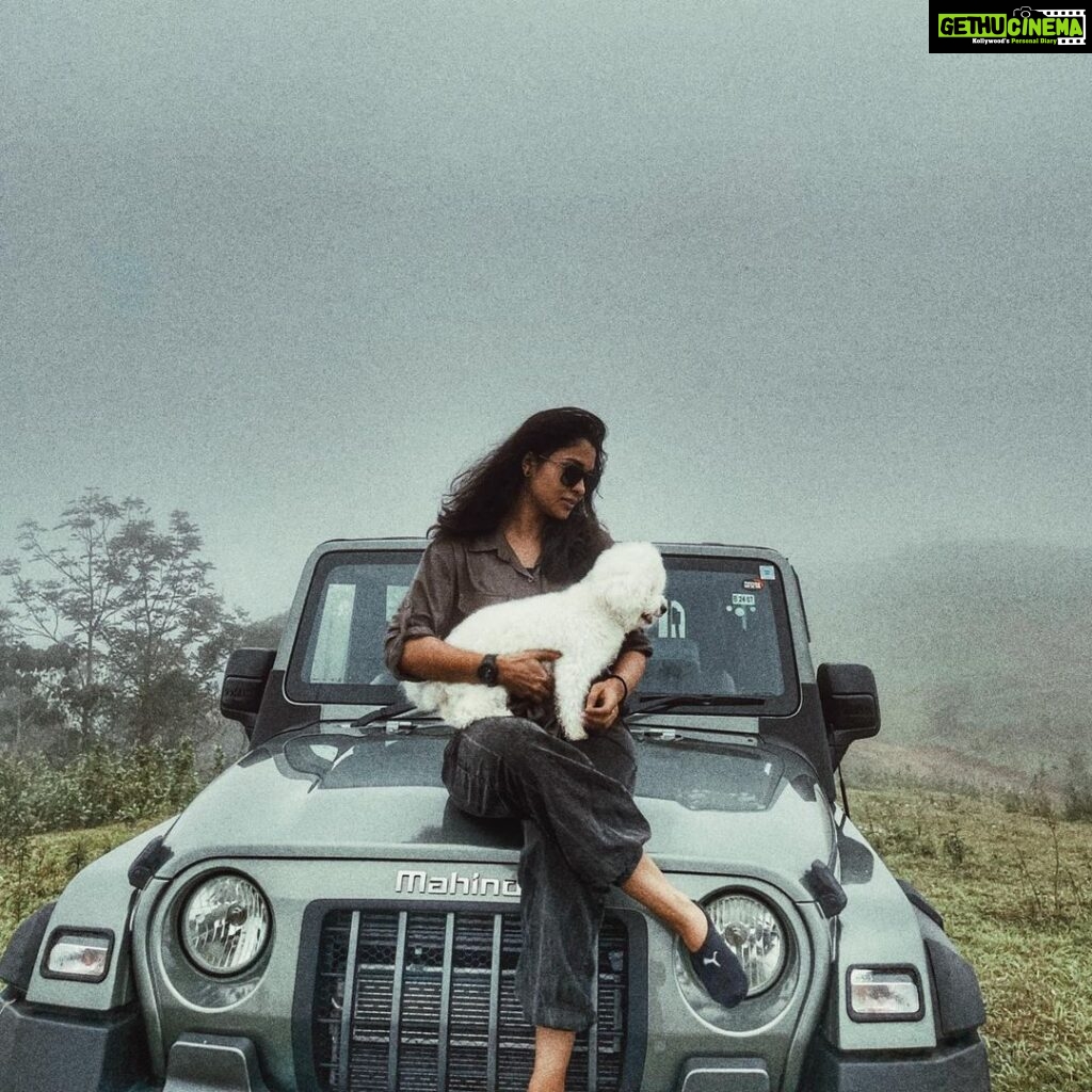 Vinitha Koshy Instagram - Never settle for less ✌️💫🍻