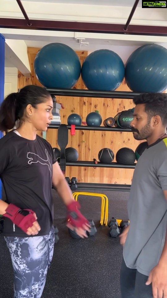 Vinitha Koshy Instagram - Get over your demons and fight! DM for Direct/online personal training based in Kochi #kalaripayattu #fitness #gymskochi #fight #personaltrainerkochi #fitnesstrainerkochi #gym #gymmotivation #kochi #ernakulam #reels #fitnessreels #bodybuilding #trendingreels #mallugram #mallureels Kochi, India
