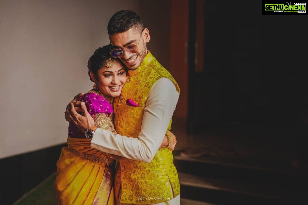 Vishak Nair Instagram - The Engagement (1/3) Shot by the amazing peeps at @lightsoncreations @jiksonphotography Decor by @locsignaturewedding @alwingeorge__locsignature @punarcollective Styled by @stylefilesbyzoya__joy @chaaya.in Outfit for Vishak :@men_in_q_wedding Outfit for Jayapriya: Saree @vijayalakshmisilksarees Bridal blouse : @chaaya.in Assisted by sreelakshmysreekumar @asna_ansar_5 HMU : @aishwaryakarayilofficial