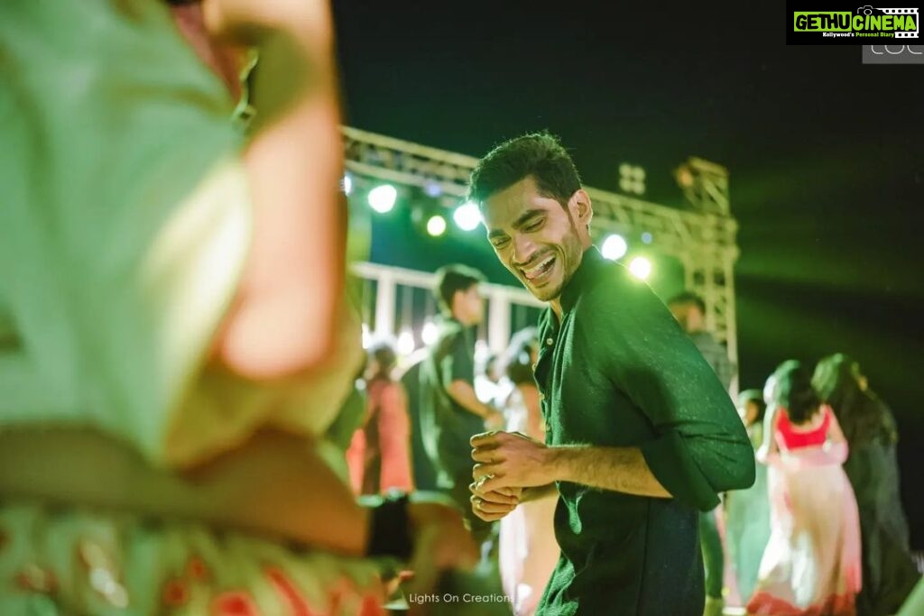 Vishak Nair Instagram - Sangeet 🍸🎉🕺 Photography by @lightsoncreations Styled by @styledbyzoya_ Outfit for Vishak @men_in_q_wedding Outfit for Jayapria @chaaya.in Mua for Jayapria @aishwaryakarayilofficial Mua for vishak @soorajskofficial
