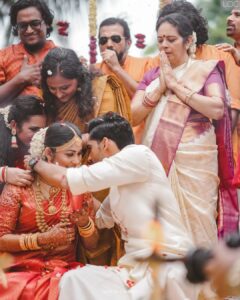 Vishak Nair Instagram - Muhurtam 🌷🌷

Photography by @lightsoncreations

Styled by @styledbyzoya_ 
Assisted by @__eb___it 

Outfit for Vishak @men_in_q_wedding 
Outfit for Jayapriya 
@chaaya.in
Mua for Jayapriya @aishwaryakarayilofficial 
Mua for vishak @soorajskofficial