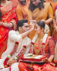 Vishak Nair Instagram - Muhurtam 🌷🌷

Photography by @lightsoncreations

Styled by @styledbyzoya_ 
Assisted by @__eb___it 

Outfit for Vishak @men_in_q_wedding 
Outfit for Jayapriya 
@chaaya.in
Mua for Jayapriya @aishwaryakarayilofficial 
Mua for vishak @soorajskofficial