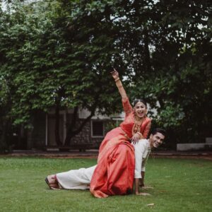 Vishak Nair Instagram - Muhurtam 🌷

Photography by @lightsoncreations

Styled by @styledbyzoya_ 
Assisted by @__eb___it 

Outfit for Vishak @men_in_q_wedding 
Outfit for Jayapria 
@chaaya.in
Mua for Jayapria @aishwaryakarayilofficial 
Mua for vishak @soorajskofficial