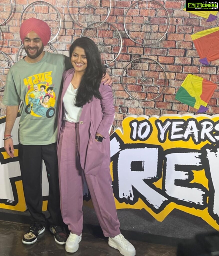 Vishakha Singh Instagram - If there was an example of a film being ‘owned’ in the emotional sense by an audience - ‘Fukrey’ would truly make it to the top 10. Iconic is the word I would describe the success of this franchise that started off as a small fun film starring new comers - backed by Excel Entertainment Pvt Ltd , that went off to earn over 100crores in life time revenue in 2013 (Fukrey) and 2017(Fukrey Returns) Yesterday we celebrated 10 years of Fukrey with the screening of the film and media and audience interaction post that. Gobsmacked at the love showered on us. A lot can happen in 10 years. While I transitioned by expanding my horizons to producing films and cofounding multiple StartUps ; attending the 10th Anniversary celebration was a reunion of sorts with some of my dearest friends from the film fraternity. The credit for Choocha, Bholi, Hunny, Priya Lali, Zafar, Neetu, Panditji, Smackya, Billa and many others becoming known household names goes to the writers of the film - @vipulhappy (real life Choocha) and @mriglamba (also the director and real Life Lali) . Look forward to the 3rd instalment of the #Fukrey franchise realeasing in Dec 2023. #Fukrey #FukreyReturns #Blockbuster #ExcelEntertainment #10thanniversary #Fukrey3 #entertainmentindustry Mumbai, Maharashtra