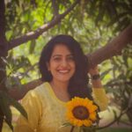 Vishakha Singh Instagram - Summer, Sunshine and Sunflower☀️🌻