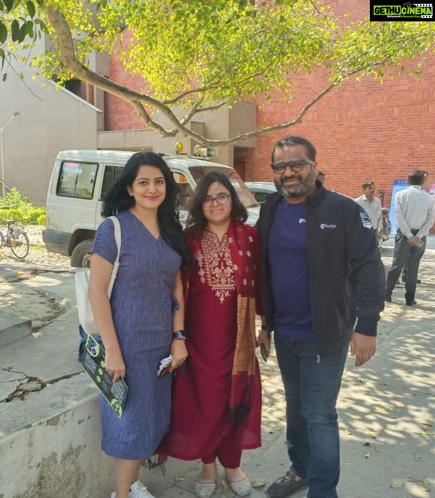Vishakha Singh Instagram - Participated in a panel discussion during "Celebvyakti” hosted by Startup Incubation and Innovation Centre, #iitkanpur last week. Dr. Arati Gupta served as the panel's moderator, and my co-panellists included Gautam Kumar , cofounder of FarEye , a logistics SaaS startup that raised $100 million in a Series E round in 2021, and Anish Popli , founder of ProcMart , a procurement marketplace that has raised $10 million in funding in 2022. We shared notes on the topic "From Startup to Stardom: The Power of Storytelling" and discussed the significance of developing a personal brand for a start-up entrepreneur , among other challenges. Ran into Dr. Anita Gupta (the department of science and technology's head of innovation and entrepreneurship) who was a part of my early start-up journey in 2017 and recounted our SF days. Thank you @swatityagi986 and team on a fantastic event. I got the opportunity to meet with some incredible young entrepreneurs building unique solutions. IIT Kanpur