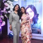 Vishakha Singh Instagram - When your bestie launches her 3rd best seller , #theskincareanswerbook , and you beam with pride ❤️ @drjaishreesharad congratulations once again darling on achieving this feat. Shine on ❤️ Escobar-Mumbai