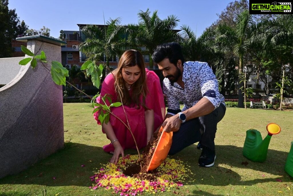 Vishnu Vishal Instagram - I have accepted #HaraHaiTohBharaHai #GreenindiaChallenge from @mpsantoshtrs. Planted 3 saplings. Further nominating @raviteja_2628 sir and my director @iammanuanand to plant 3 trees & continue the chain. Special thanks to Santosh garu for taking this initiative. @raghavtrs @jwalagutta1