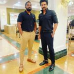 Vishnu Vishal Instagram - #swag #friendswedding @coachhariprasad