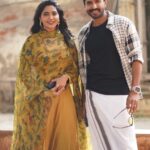 Vishnu Vishal Instagram - #ChalChakka song launch in Coimbatore 🥳 Had a wonderful time promoting #GattaKusthi in the city.. Big thanks to @radiocitytamil_ and Prozone Mall for the arrangements.. #GattaKusthi in theatres on December 2nd ♥️ @aishu__ @redgiantmovies_ @udhay_stalin @rtteamworksofficial #ChellaAyyavu @prabhakaranjustin @richardmnathan @editor_prasannagk #UmeshJKumar @anbariv_action_director @thanga_18 @shravanthis @swethakakarlapudi @sridharthestar @vindhyareddi @ajaydactor @iam_shatru @saregamatamil @teamaimpro @decoffl @kvdurai @sidwavez